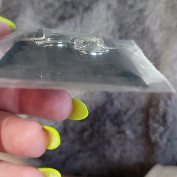 🔥 Maleficent Oversized Stud Earrings ✴ 🔥 - Picture 12 of 12